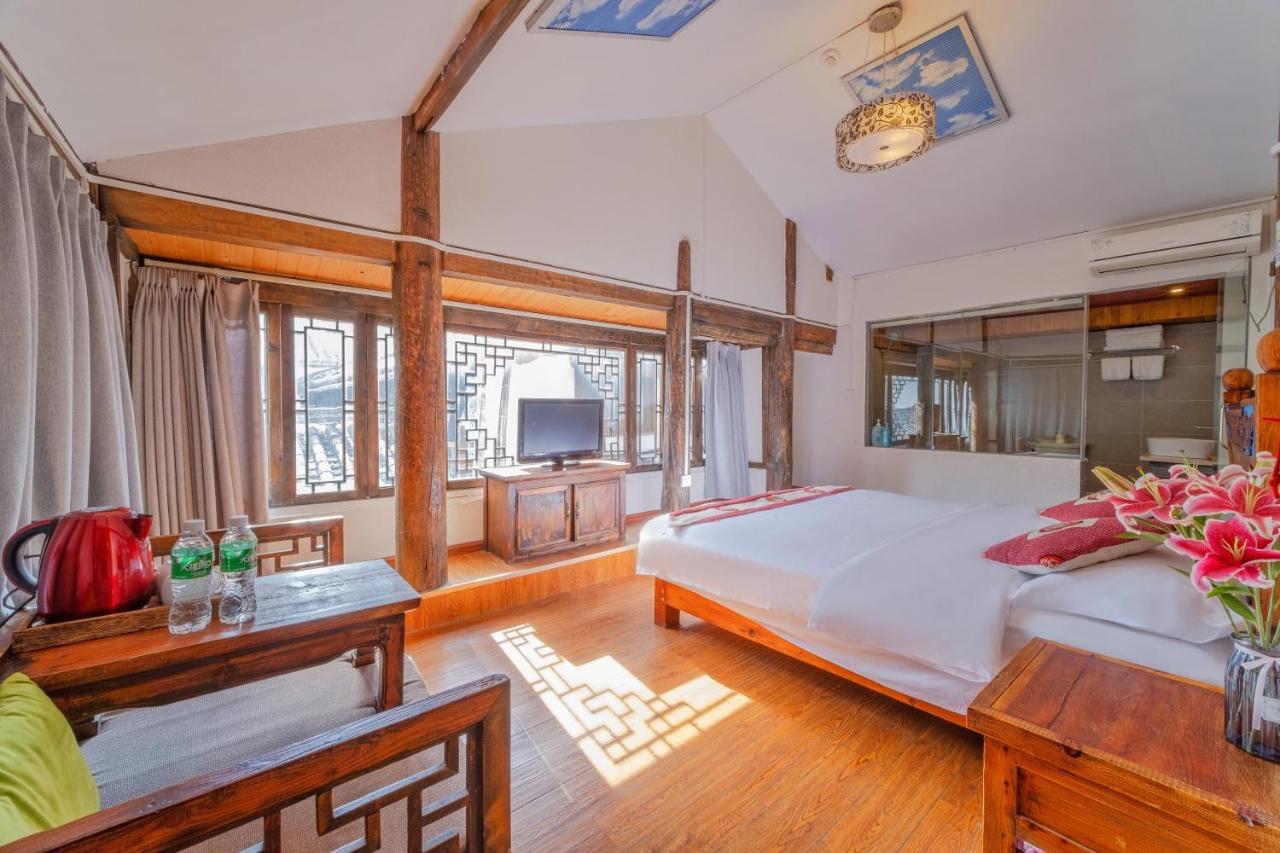 Lewo Guest House Лицзян Экстерьер фото